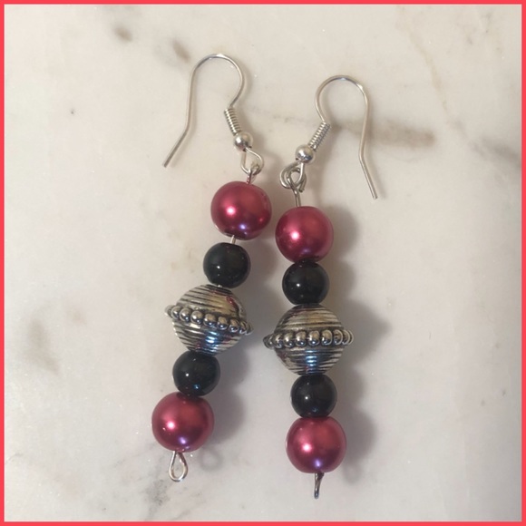 Earrings - Picture 2 of 4